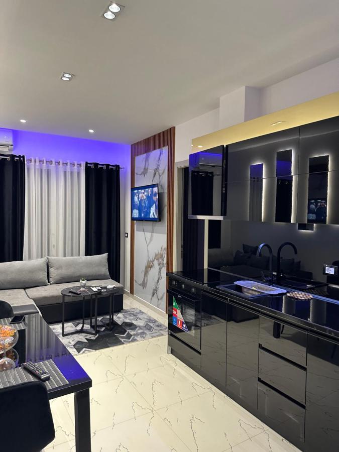 Sueno Apartments & Suites Tirana Esterno foto