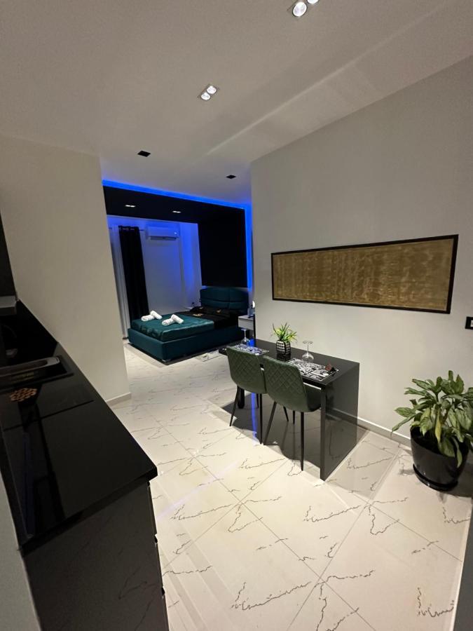 Sueno Apartments & Suites Tirana Esterno foto