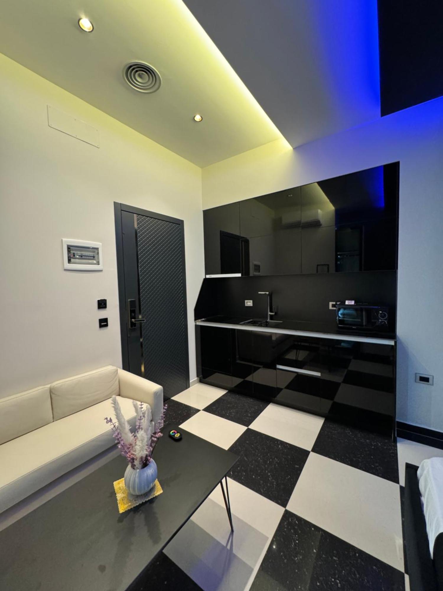 Sueno Apartments & Suites Tirana Esterno foto