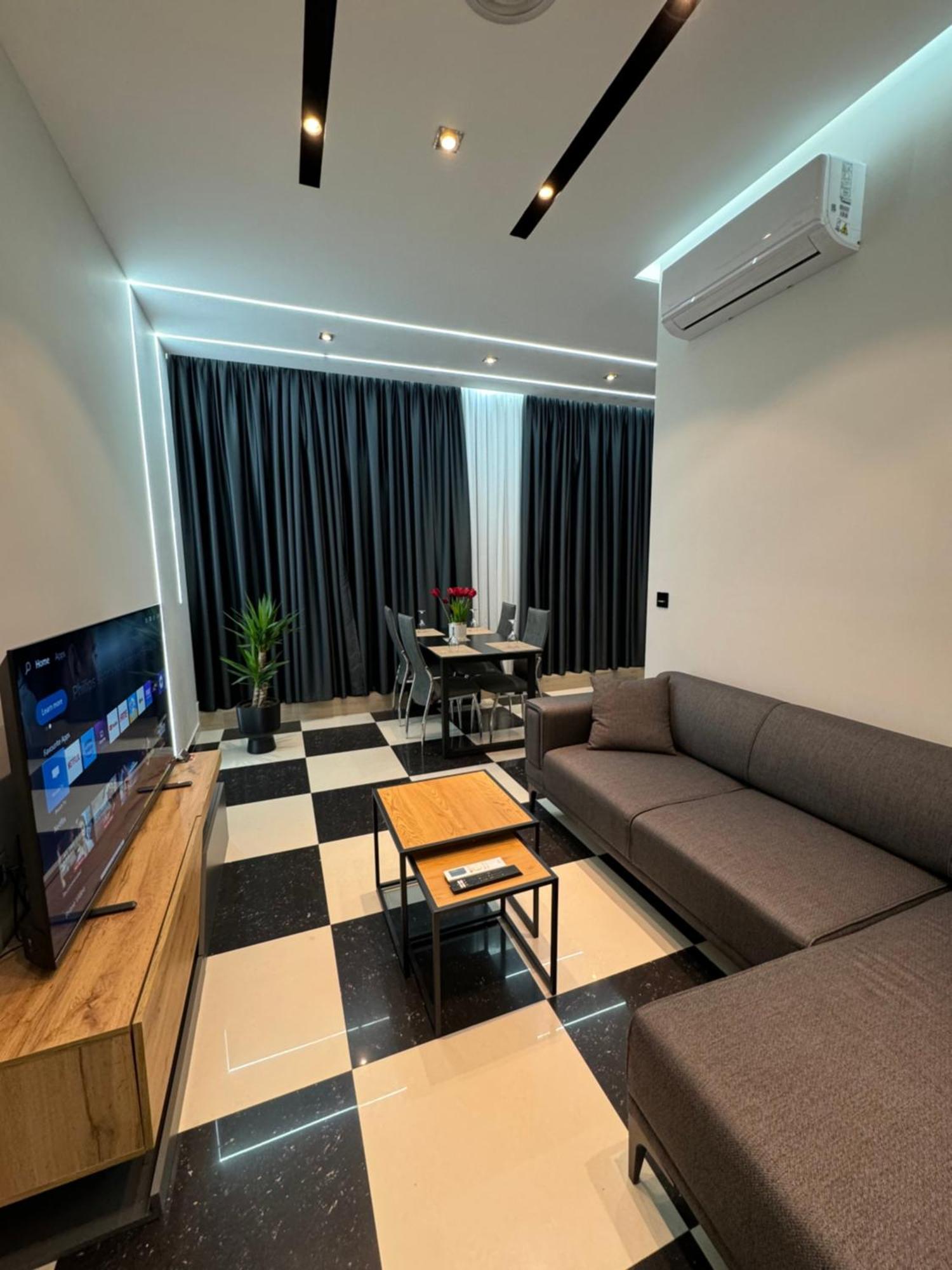 Sueno Apartments & Suites Tirana Esterno foto